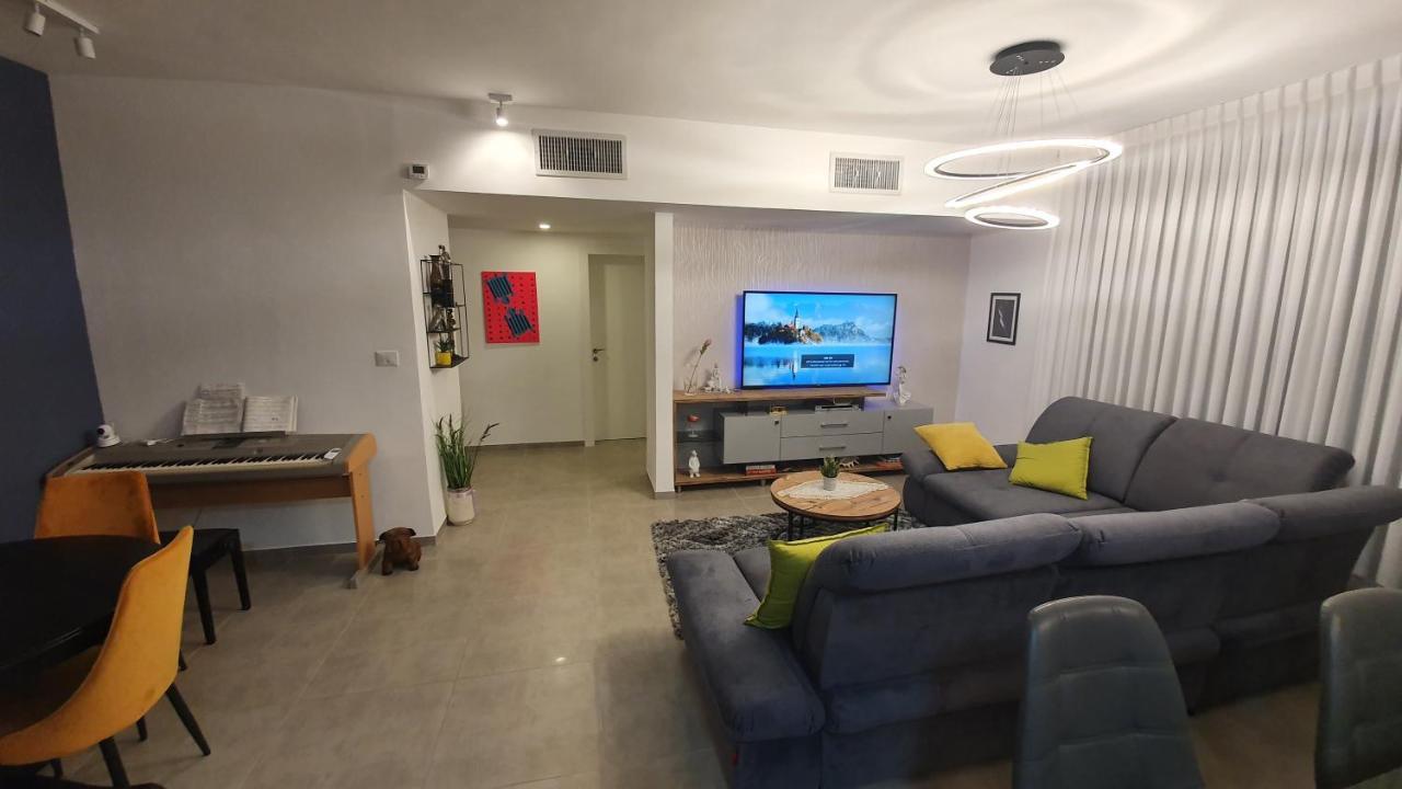 Tami Rooms Nahariya Extérieur photo
